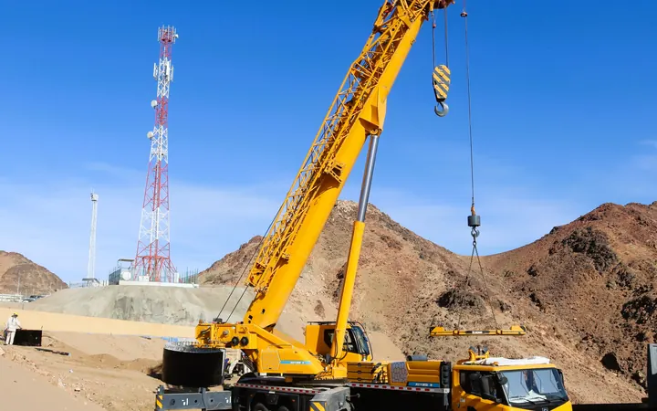 Lifting & handling